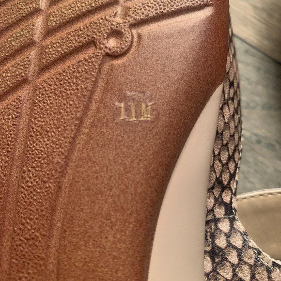 EASY SPIRIT HARTWELL WOMEN'S SNAKESKIN PRINT WEDGE SANDALS 11M-NICE!‎ - Picture 9 of 9